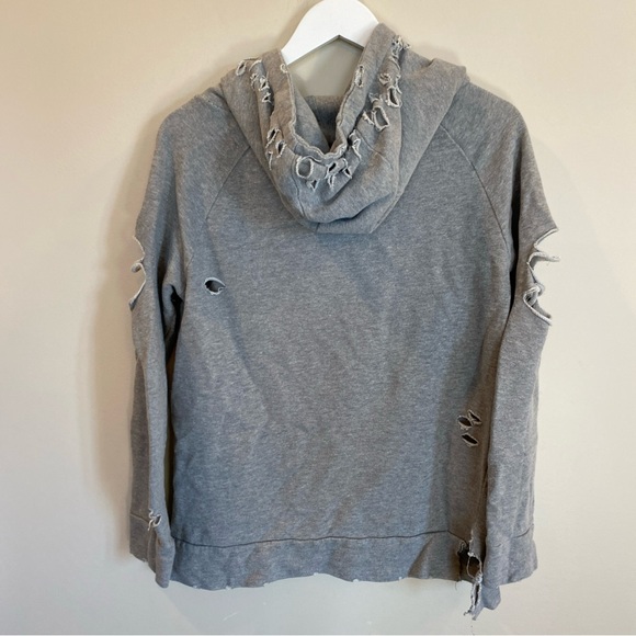 Lily & Lottie Chelsea Deboer Gray Distressed Hoodie Womens L Pullover Sweatshirt - Picture 5 of 7